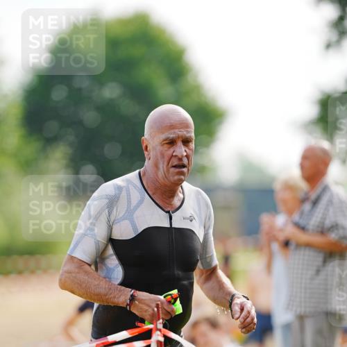 21.06.2026 - 29. Vierlanden-Triathlon LAZAROV Photography http://msf.ph/oto/9862272 21.06.2026 09:14:31 Schwimmen 133 meine-sportfotos.de