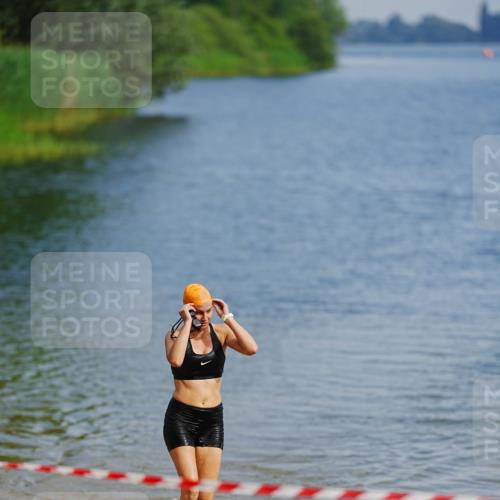 21.06.2026 - 29. Vierlanden-Triathlon LAZAROV Photography http://msf.ph/oto/9862305 21.06.2026 09:17:13 Schwimmen 249 meine-sportfotos.de