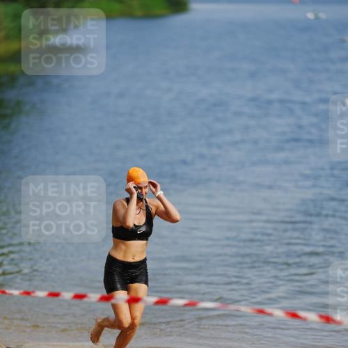 21.06.2026 - 29. Vierlanden-Triathlon LAZAROV Photography http://msf.ph/oto/9862307 21.06.2026 09:17:13 Schwimmen 249 meine-sportfotos.de