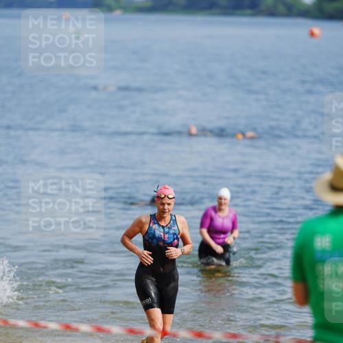 21.06.2026 - 29. Vierlanden-Triathlon LAZAROV Photography http://msf.ph/oto/9862314 21.06.2026 09:18:04 Schwimmen 232, 245 meine-sportfotos.de