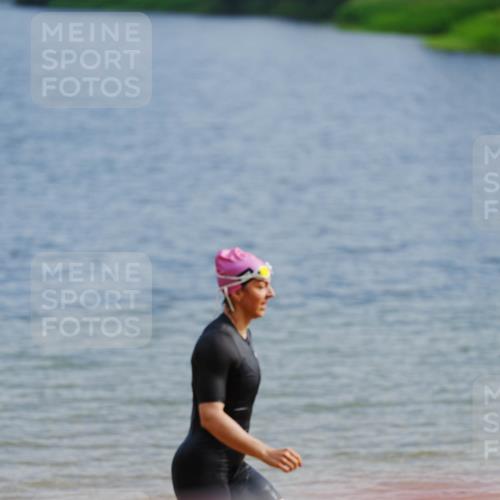 21.06.2026 - 29. Vierlanden-Triathlon LAZAROV Photography http://msf.ph/oto/9862328 21.06.2026 09:18:08 Schwimmen 232, 245, 259, 281 meine-sportfotos.de