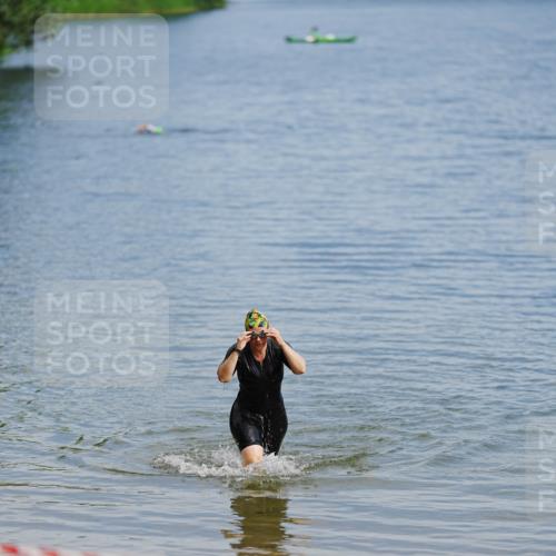 21.06.2026 - 29. Vierlanden-Triathlon LAZAROV Photography http://msf.ph/oto/9862330 21.06.2026 09:19:29 Schwimmen  meine-sportfotos.de
