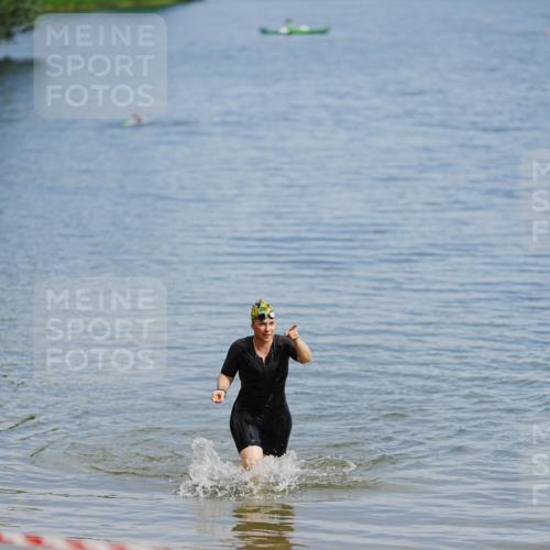 21.06.2026 - 29. Vierlanden-Triathlon LAZAROV Photography http://msf.ph/oto/9862334 21.06.2026 09:19:30 Schwimmen  meine-sportfotos.de