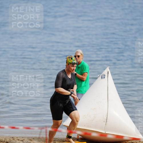 21.06.2026 - 29. Vierlanden-Triathlon LAZAROV Photography http://msf.ph/oto/9862345 21.06.2026 09:19:33 Schwimmen 295 meine-sportfotos.de