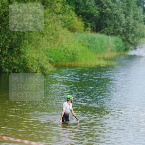 21.06.2026 - 29. Vierlanden-Triathlon LAZAROV Photography http://msf.ph/oto/9862362 21.06.2026 09:21:13 Schwimmen  meine-sportfotos.de