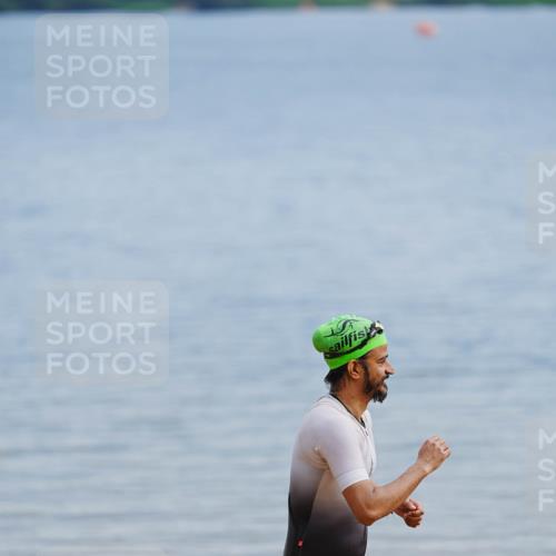21.06.2026 - 29. Vierlanden-Triathlon LAZAROV Photography http://msf.ph/oto/9862380 21.06.2026 09:21:33 Schwimmen 6 meine-sportfotos.de