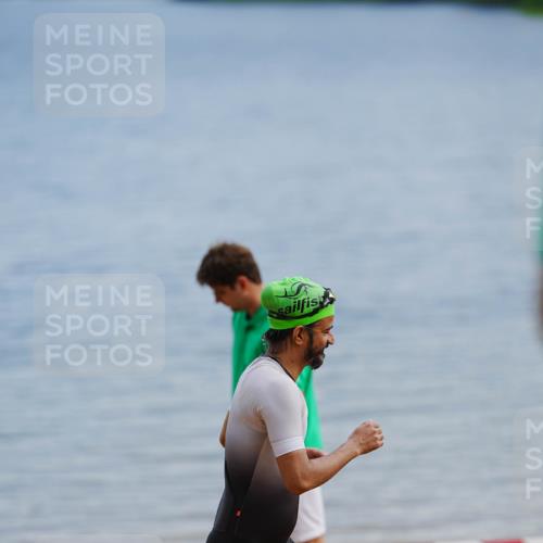 21.06.2026 - 29. Vierlanden-Triathlon LAZAROV Photography http://msf.ph/oto/9862382 21.06.2026 09:21:33 Schwimmen 6 meine-sportfotos.de