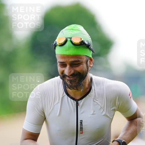 21.06.2026 - 29. Vierlanden-Triathlon LAZAROV Photography http://msf.ph/oto/9862403 21.06.2026 09:21:41 Schwimmen 6 meine-sportfotos.de