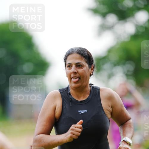 21.06.2026 - 29. Vierlanden-Triathlon LAZAROV Photography http://msf.ph/oto/9862505 21.06.2026 09:24:28 Schwimmen 256 meine-sportfotos.de