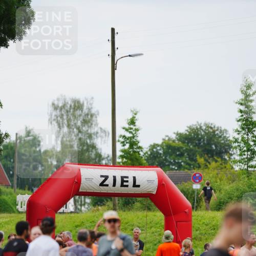 21.06.2026 - 29. Vierlanden-Triathlon LAZAROV Photography http://msf.ph/oto/9862507 21.06.2026 09:26:52 Schwimmen  meine-sportfotos.de