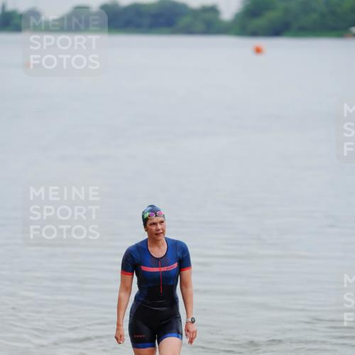 21.06.2026 - 29. Vierlanden-Triathlon LAZAROV Photography http://msf.ph/oto/9862539 21.06.2026 09:36:04 Schwimmen  meine-sportfotos.de