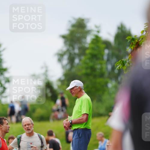 21.06.2026 - 29. Vierlanden-Triathlon LAZAROV Photography http://msf.ph/oto/9862568 21.06.2026 09:39:51 Schwimmen  meine-sportfotos.de