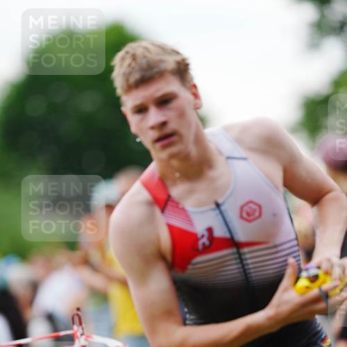 21.06.2026 - 29. Vierlanden-Triathlon LAZAROV Photography http://msf.ph/oto/9862592 21.06.2026 09:53:33 Schwimmen 385 meine-sportfotos.de