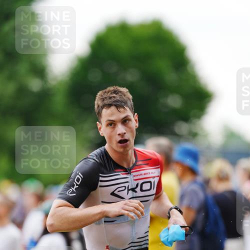 21.06.2026 - 29. Vierlanden-Triathlon LAZAROV Photography http://msf.ph/oto/9862598 21.06.2026 09:54:15 Schwimmen 311, 335, 378, 382 meine-sportfotos.de