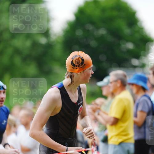 21.06.2026 - 29. Vierlanden-Triathlon LAZAROV Photography http://msf.ph/oto/9862618 21.06.2026 09:55:09 Schwimmen 324, 337, 350, 362, 367, 379 meine-sportfotos.de