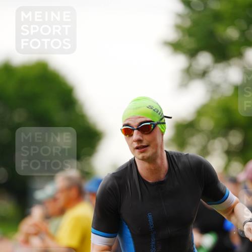 21.06.2026 - 29. Vierlanden-Triathlon LAZAROV Photography http://msf.ph/oto/9862650 21.06.2026 09:56:24 Schwimmen 308, 332 meine-sportfotos.de
