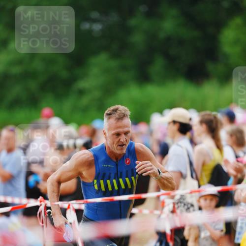 21.06.2026 - 29. Vierlanden-Triathlon LAZAROV Photography http://msf.ph/oto/9862695 21.06.2026 10:03:33 Schwimmen 437 meine-sportfotos.de