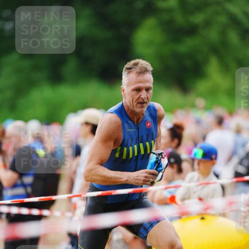 21.06.2026 - 29. Vierlanden-Triathlon LAZAROV Photography http://msf.ph/oto/9862697 21.06.2026 10:03:34 Schwimmen 437 meine-sportfotos.de