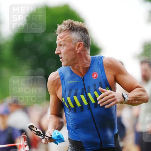 21.06.2026 - 29. Vierlanden-Triathlon LAZAROV Photography http://msf.ph/oto/9862703 21.06.2026 10:03:35 Schwimmen 437 meine-sportfotos.de