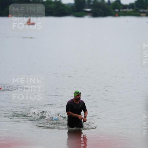 21.06.2026 - 29. Vierlanden-Triathlon LAZAROV Photography http://msf.ph/oto/9862705 21.06.2026 10:04:04 Schwimmen  meine-sportfotos.de