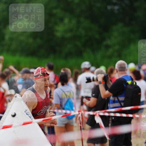 21.06.2026 - 29. Vierlanden-Triathlon LAZAROV Photography http://msf.ph/oto/9862722 21.06.2026 10:04:27 Schwimmen 440 meine-sportfotos.de