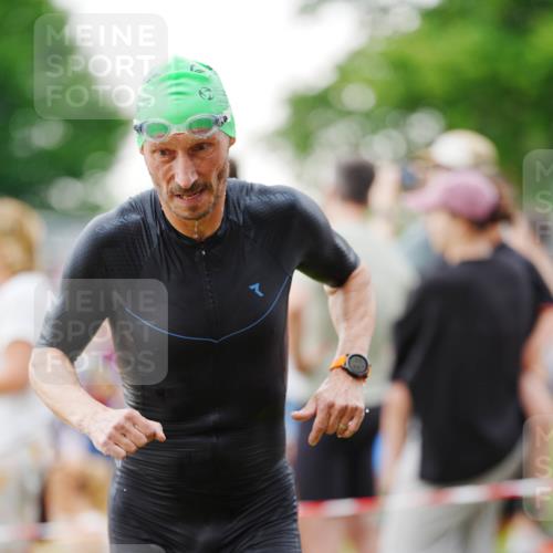 21.06.2026 - 29. Vierlanden-Triathlon LAZAROV Photography http://msf.ph/oto/9862732 21.06.2026 10:05:15 Schwimmen 431 meine-sportfotos.de