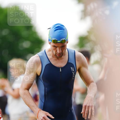 21.06.2026 - 29. Vierlanden-Triathlon LAZAROV Photography http://msf.ph/oto/9862743 21.06.2026 10:05:41 Schwimmen 395, 414, 429, 448 meine-sportfotos.de
