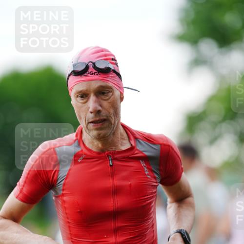 21.06.2026 - 29. Vierlanden-Triathlon LAZAROV Photography http://msf.ph/oto/9862803 21.06.2026 10:07:05 Schwimmen 409 meine-sportfotos.de