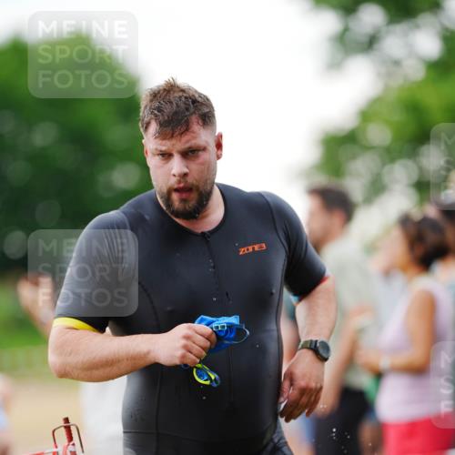 21.06.2026 - 29. Vierlanden-Triathlon LAZAROV Photography http://msf.ph/oto/9862817 21.06.2026 10:07:46 Schwimmen 434, 442, 468 meine-sportfotos.de
