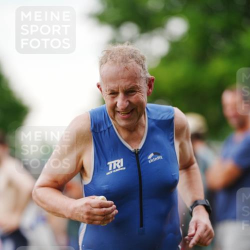 21.06.2026 - 29. Vierlanden-Triathlon LAZAROV Photography http://msf.ph/oto/9862843 21.06.2026 10:08:34 Schwimmen 403, 418, 419, 422, 432, 446, 476, 477, 1356 meine-sportfotos.de