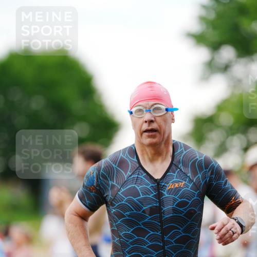 21.06.2026 - 29. Vierlanden-Triathlon LAZAROV Photography http://msf.ph/oto/9862886 21.06.2026 10:09:30 Schwimmen 406, 439, 470 meine-sportfotos.de