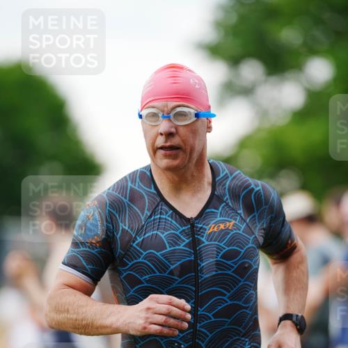 21.06.2026 - 29. Vierlanden-Triathlon LAZAROV Photography http://msf.ph/oto/9862888 21.06.2026 10:09:31 Schwimmen 406, 439, 470 meine-sportfotos.de