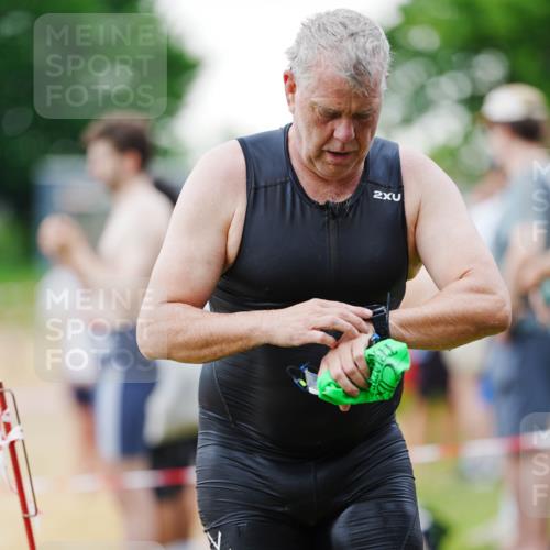 21.06.2026 - 29. Vierlanden-Triathlon LAZAROV Photography http://msf.ph/oto/9862894 21.06.2026 10:09:45 Schwimmen 400 meine-sportfotos.de