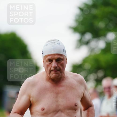 21.06.2026 - 29. Vierlanden-Triathlon LAZAROV Photography http://msf.ph/oto/9862955 21.06.2026 10:13:46 Schwimmen 415 meine-sportfotos.de