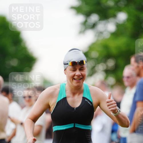 21.06.2026 - 29. Vierlanden-Triathlon LAZAROV Photography http://msf.ph/oto/9862997 21.06.2026 10:15:32 Schwimmen 496, 584, 614, 621 meine-sportfotos.de