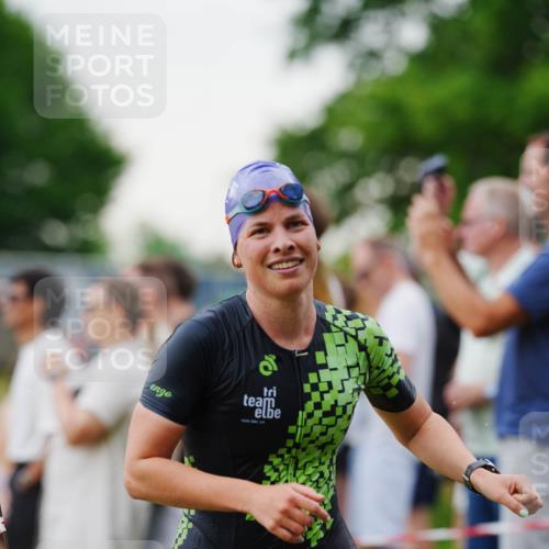 21.06.2026 - 29. Vierlanden-Triathlon LAZAROV Photography http://msf.ph/oto/9863051 21.06.2026 10:16:47 Schwimmen 328, 384, 388, 506, 540, 577, 604, 613, 622 meine-sportfotos.de