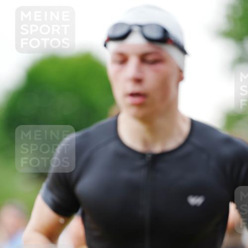 21.06.2026 - 29. Vierlanden-Triathlon LAZAROV Photography http://msf.ph/oto/9863066 21.06.2026 10:16:57 Schwimmen 328, 374, 388, 485, 506, 536, 538, 604, 613, 622 meine-sportfotos.de