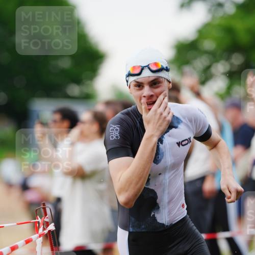 21.06.2026 - 29. Vierlanden-Triathlon LAZAROV Photography http://msf.ph/oto/9863073 21.06.2026 10:17:06 Schwimmen 374, 480, 485, 515, 536, 538, 625 meine-sportfotos.de
