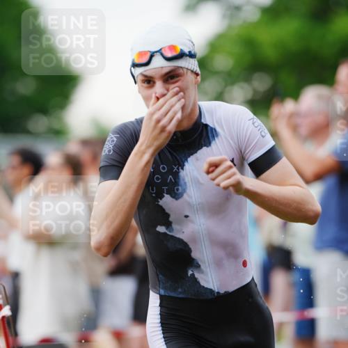 21.06.2026 - 29. Vierlanden-Triathlon LAZAROV Photography http://msf.ph/oto/9863074 21.06.2026 10:17:06 Schwimmen 374, 480, 485, 515, 536, 538, 625 meine-sportfotos.de