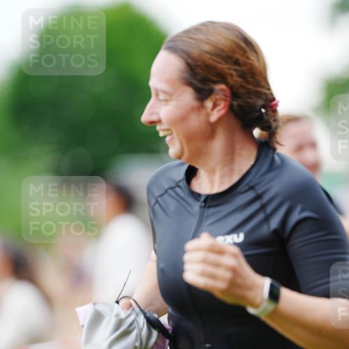 21.06.2026 - 29. Vierlanden-Triathlon LAZAROV Photography http://msf.ph/oto/9863121 21.06.2026 10:18:02 Schwimmen 481, 514, 553, 557, 563, 565 meine-sportfotos.de