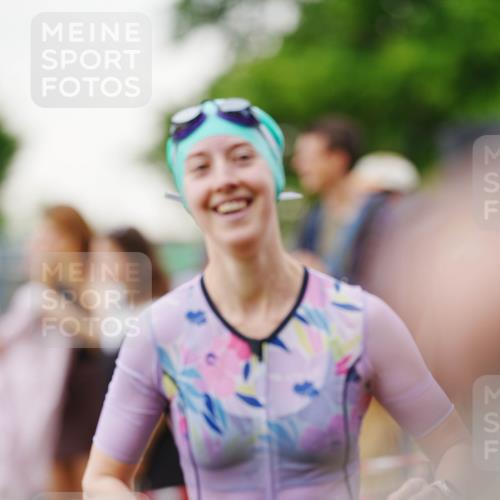 21.06.2026 - 29. Vierlanden-Triathlon LAZAROV Photography http://msf.ph/oto/9863126 21.06.2026 10:18:08 Schwimmen 481, 514, 553, 557, 563, 565 meine-sportfotos.de
