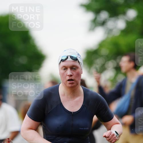 21.06.2026 - 29. Vierlanden-Triathlon LAZAROV Photography http://msf.ph/oto/9863137 21.06.2026 10:18:27 Schwimmen 494, 499, 571, 592, 606, 618 meine-sportfotos.de