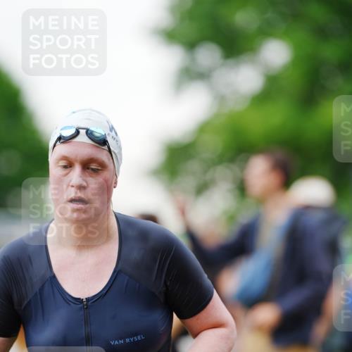 21.06.2026 - 29. Vierlanden-Triathlon LAZAROV Photography http://msf.ph/oto/9863139 21.06.2026 10:18:28 Schwimmen 494, 499, 571, 592, 606, 618 meine-sportfotos.de