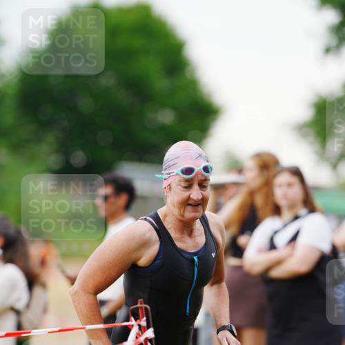 21.06.2026 - 29. Vierlanden-Triathlon LAZAROV Photography http://msf.ph/oto/9863149 21.06.2026 10:18:39 Schwimmen 368, 391, 499, 510, 513, 516, 539, 558, 571, 582, 583, 590, 605, 606, 608 meine-sportfotos.de