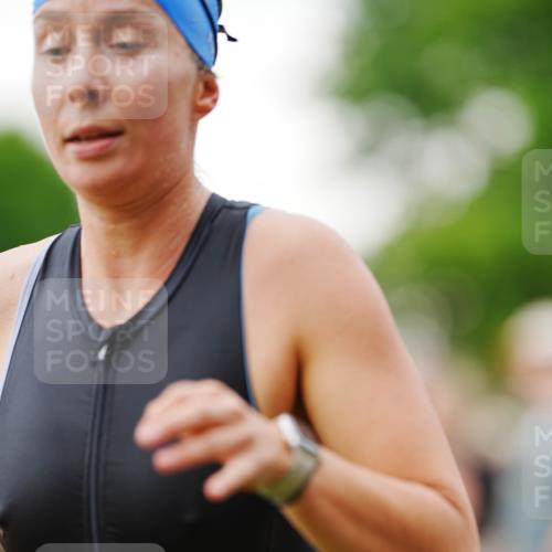 21.06.2026 - 29. Vierlanden-Triathlon LAZAROV Photography http://msf.ph/oto/9863157 21.06.2026 10:18:47 Schwimmen 368, 391, 482, 490, 510, 511, 513, 516, 539, 556, 558, 582, 583, 590, 601, 605, 608 meine-sportfotos.de