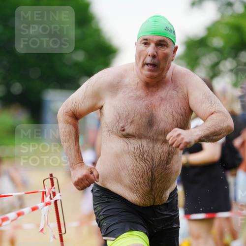 21.06.2026 - 29. Vierlanden-Triathlon LAZAROV Photography http://msf.ph/oto/9863192 21.06.2026 10:19:27 Schwimmen 502, 518, 519, 522, 527, 535, 546, 548, 603, 624 meine-sportfotos.de