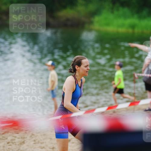 21.06.2026 - 29. Vierlanden-Triathlon LAZAROV Photography http://msf.ph/oto/9863239 21.06.2026 10:21:15 Schwimmen 576 meine-sportfotos.de