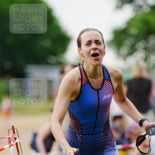 21.06.2026 - 29. Vierlanden-Triathlon LAZAROV Photography http://msf.ph/oto/9863250 21.06.2026 10:21:19 Schwimmen 576 meine-sportfotos.de