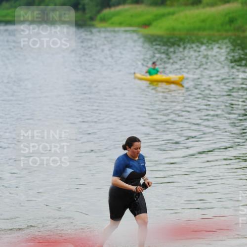 21.06.2026 - 29. Vierlanden-Triathlon LAZAROV Photography http://msf.ph/oto/9863256 21.06.2026 10:21:59 Schwimmen 541 meine-sportfotos.de