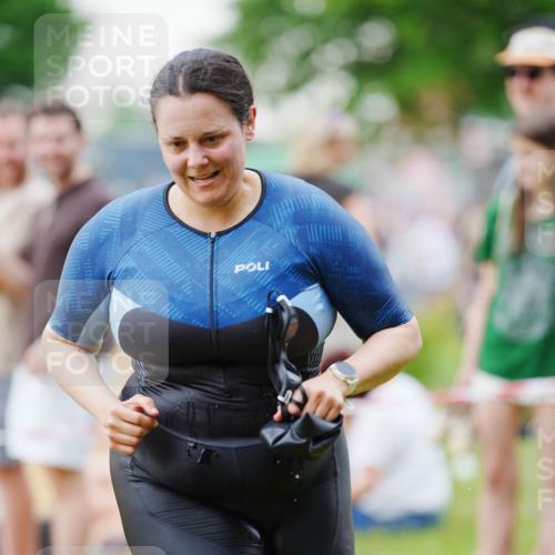 21.06.2026 - 29. Vierlanden-Triathlon LAZAROV Photography http://msf.ph/oto/9863266 21.06.2026 10:22:07 Schwimmen 525, 541, 617 meine-sportfotos.de